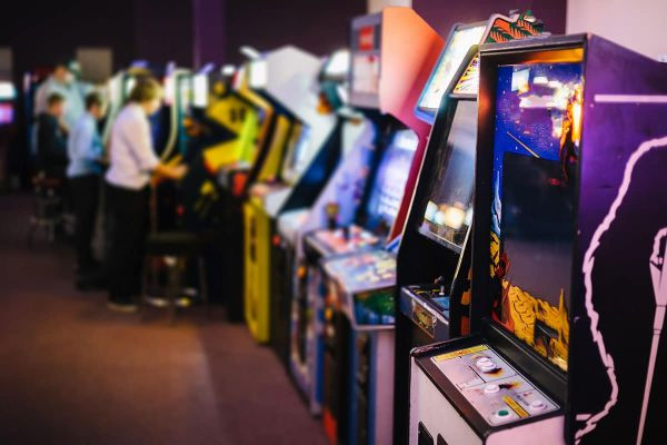 Retro Arcade Revival: 5 Unique Concepts for Nostalgic Adventures